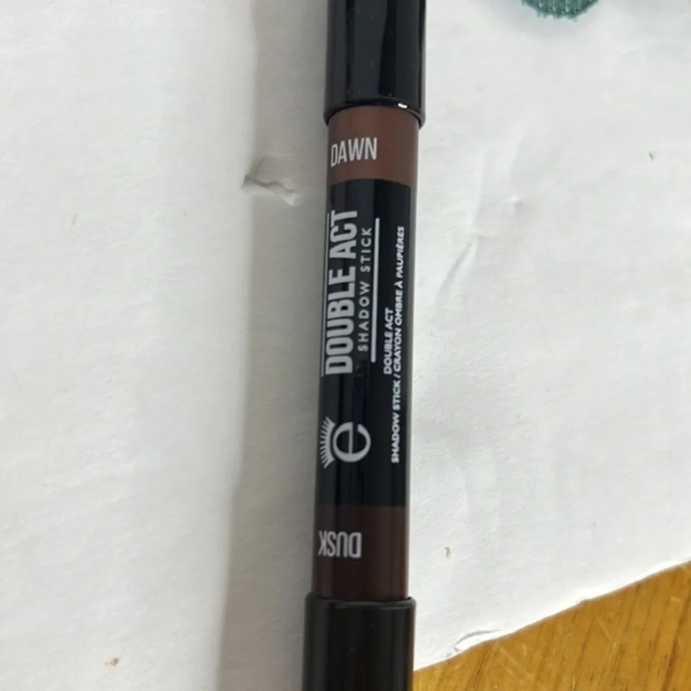 MAKE-UP BUNDLE NAME BRANDS